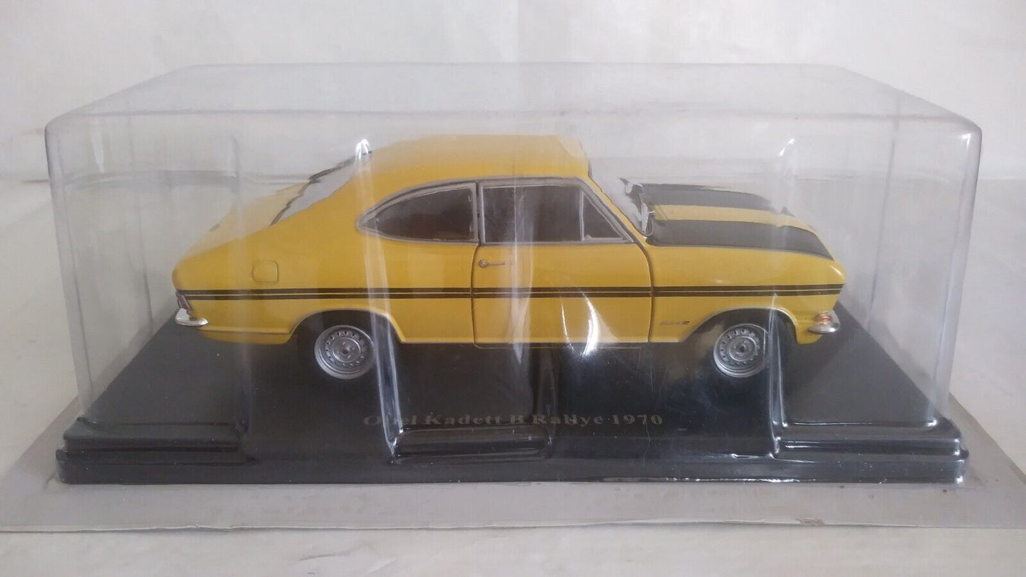 OPEL COLLECTION 1/24 SCEGLI DAL MENU A TENDINA