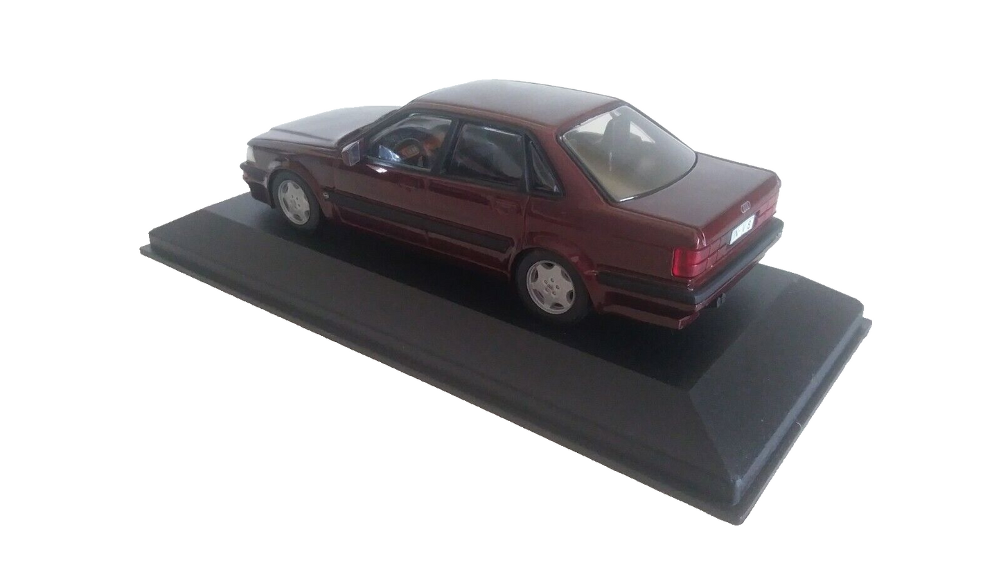 AUDI V8 QUATTRO STREET MINICHAMPS SCALA 1/43