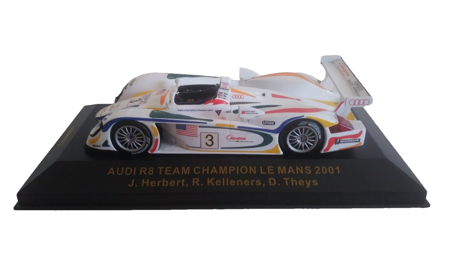 AUDI R8 TEAM CHAMPION LE MANS 2001 IXO SCALA 1/43