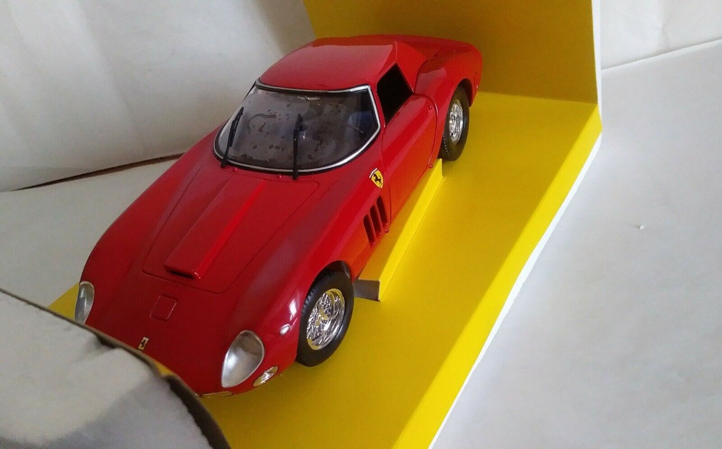 FERRARI 250 GTO JOEUF EVOLUTION SCALA 1/18