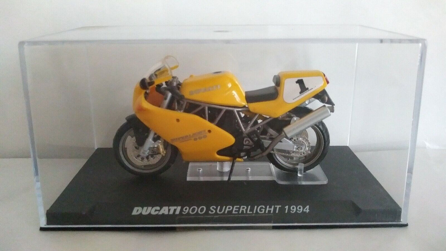 PASSIONE DUCATI 1:24 SCEGLI DAL MENU A TENDINA