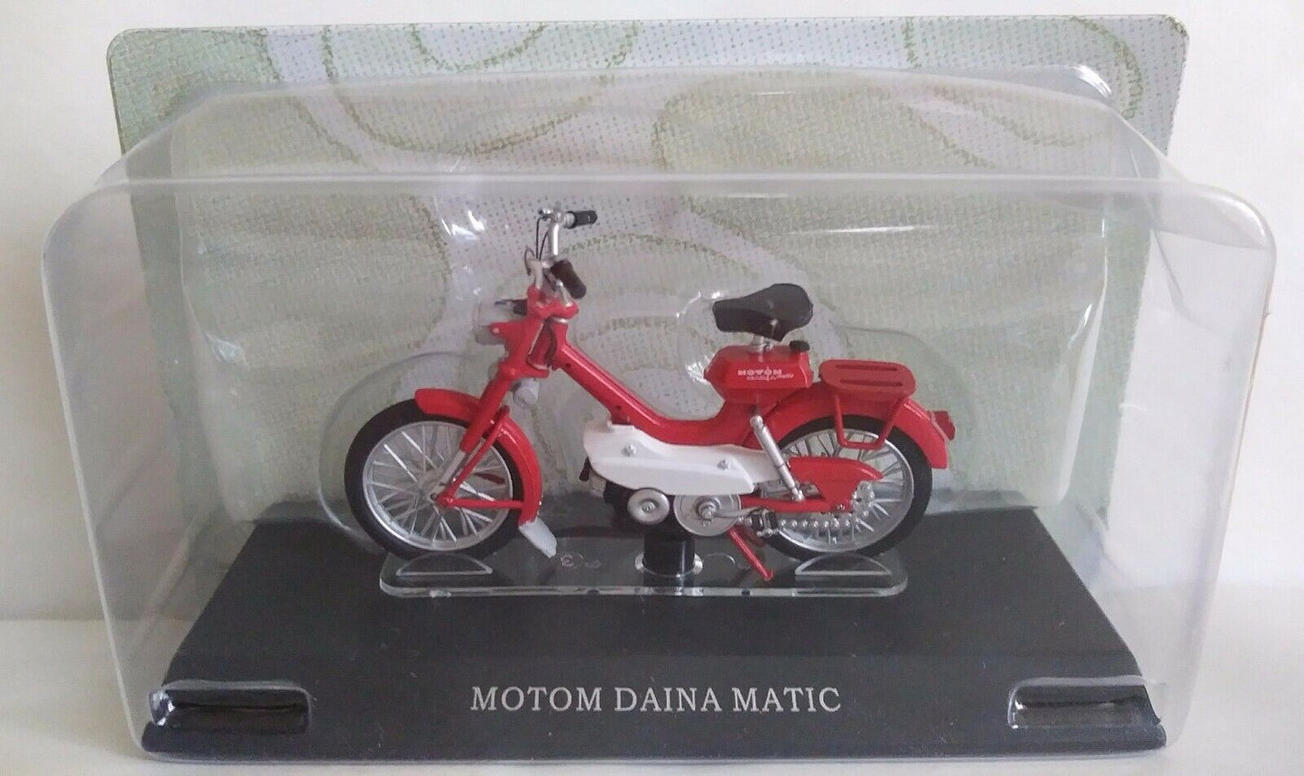 PASSIONE MOTORINI 1:18 SCEGLI DAL MENU A TENDINA