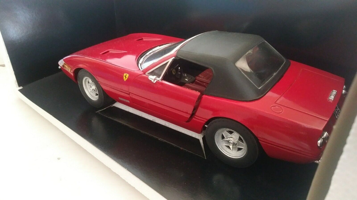 FERRARI 365 GTS SOLIDO PRESTIGE SCALA 1/18