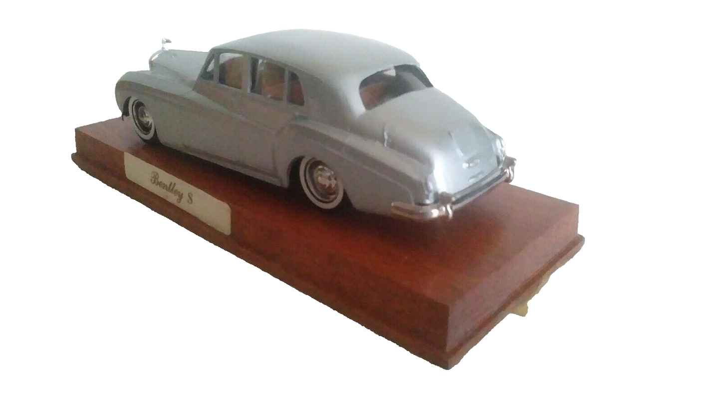 BENTLEY S VEREM 1/43