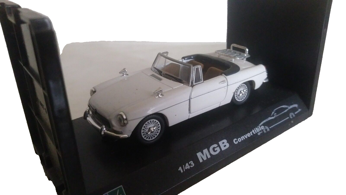 MGB CONVERTIBLE CARARAMA SCALA 1/43