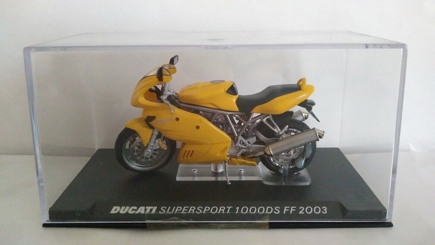 PASSIONE DUCATI 1:24 SCEGLI DAL MENU A TENDINA