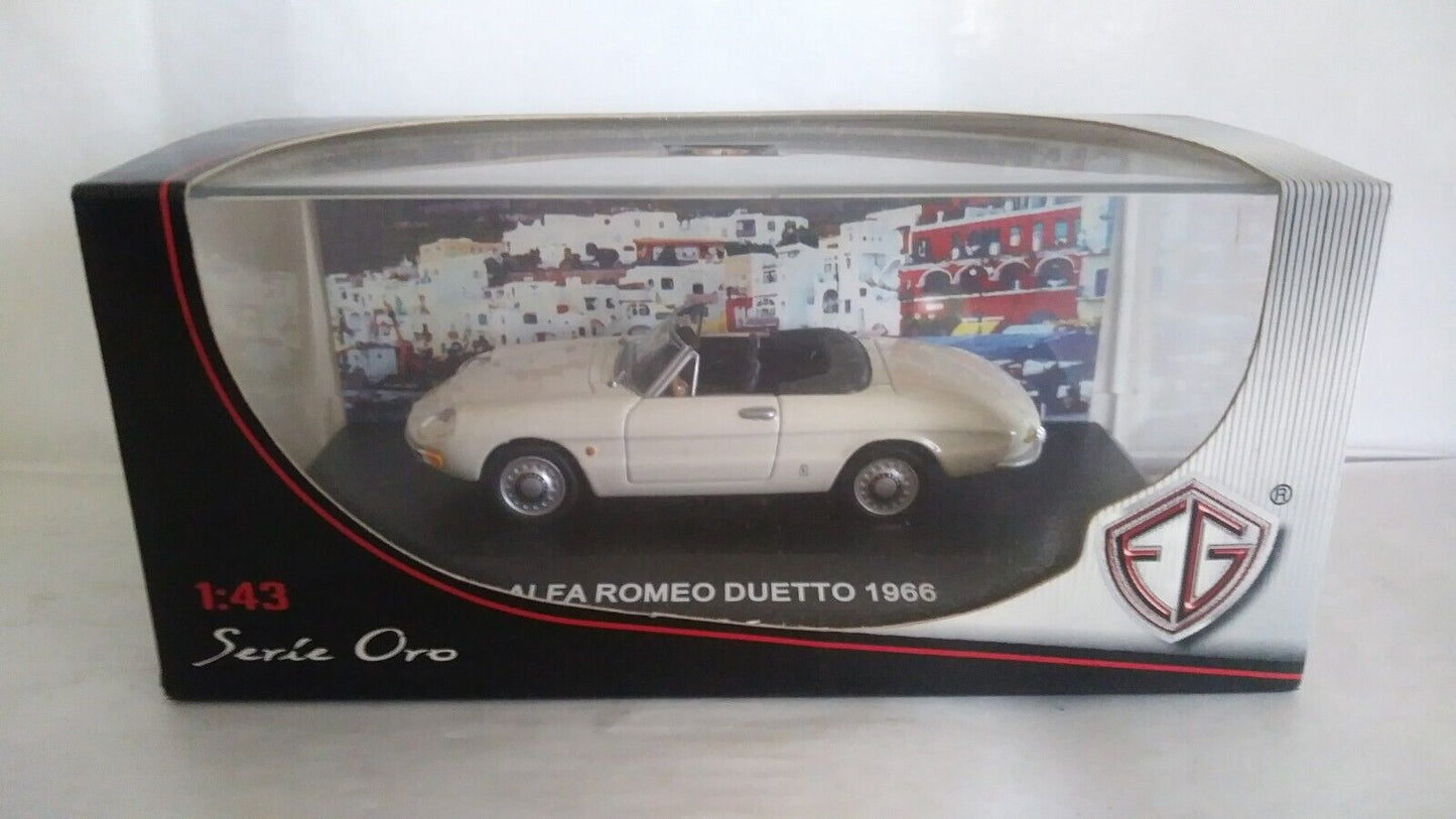 ALFA ROMEO DUETTO 1966 EDISON SCALA 1/43