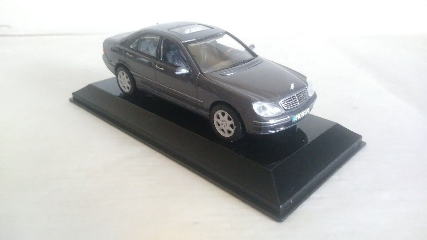 MERCEDES-BENZ S-CLASS MAISTO 1/43