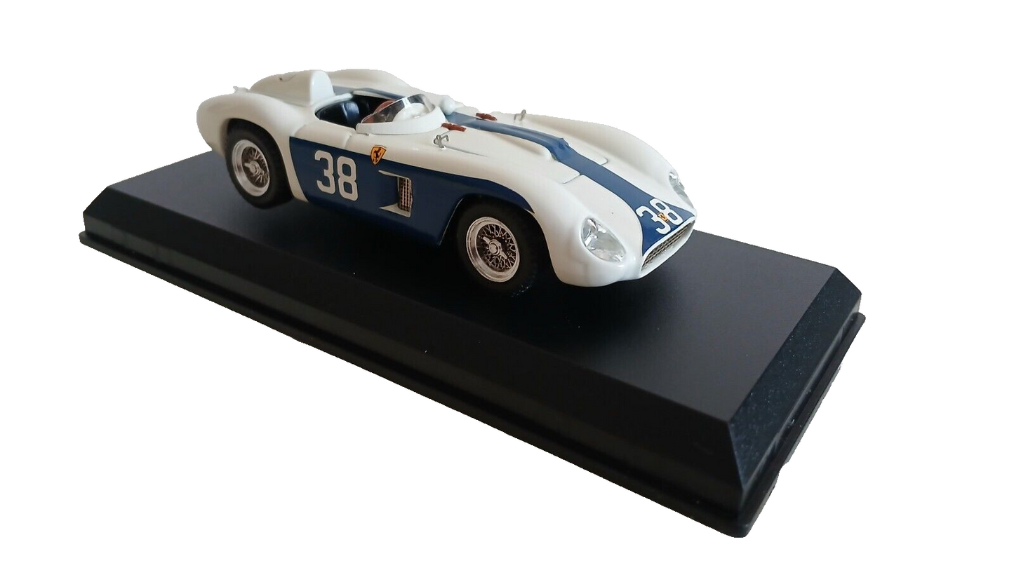 FERRARI 500 TR CUBA 1957 ART MODEL 1/43