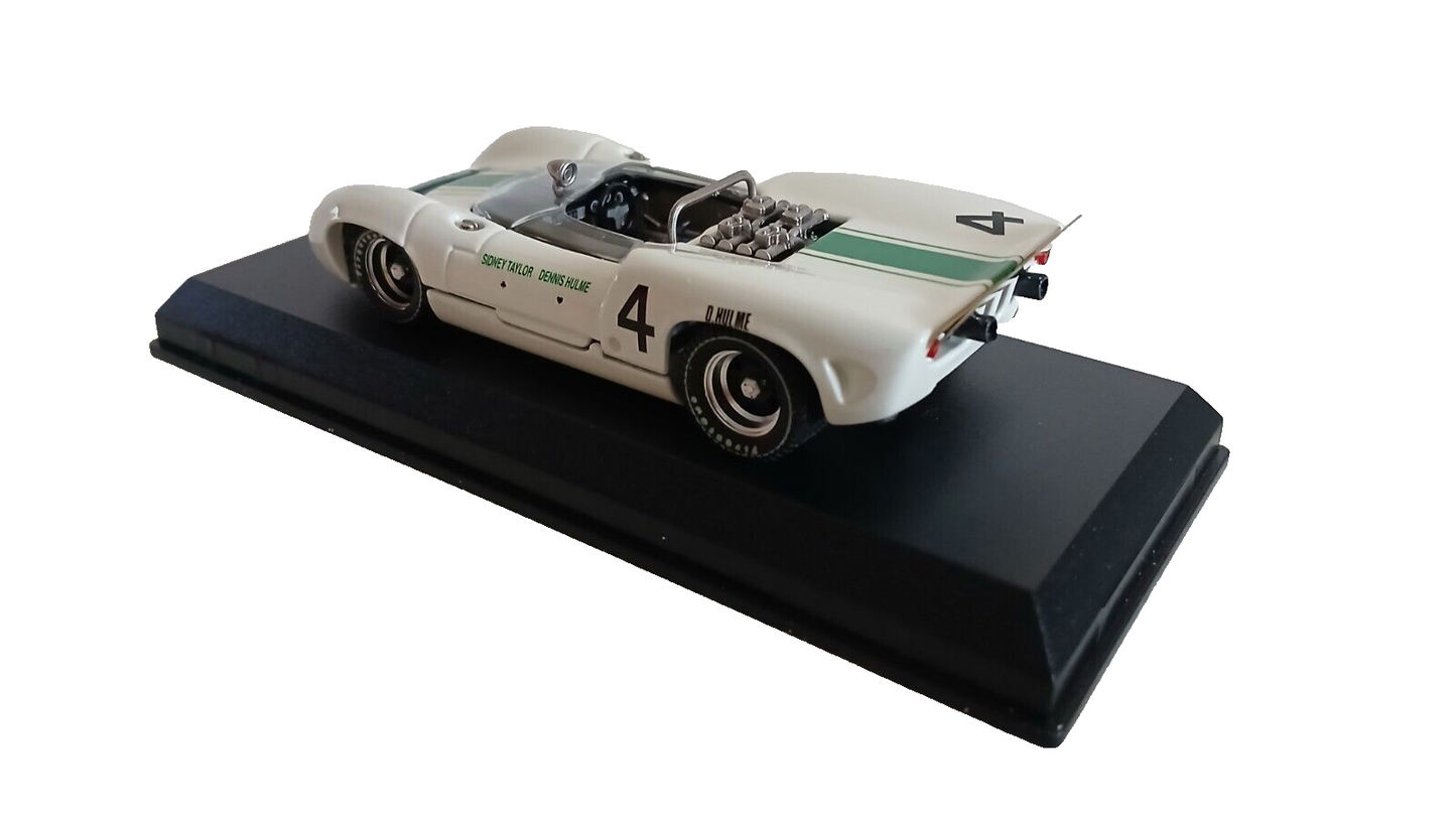 LOLA T70 SPYDER OULTON PARK 1985 BEST MODEL SCALA 1/43