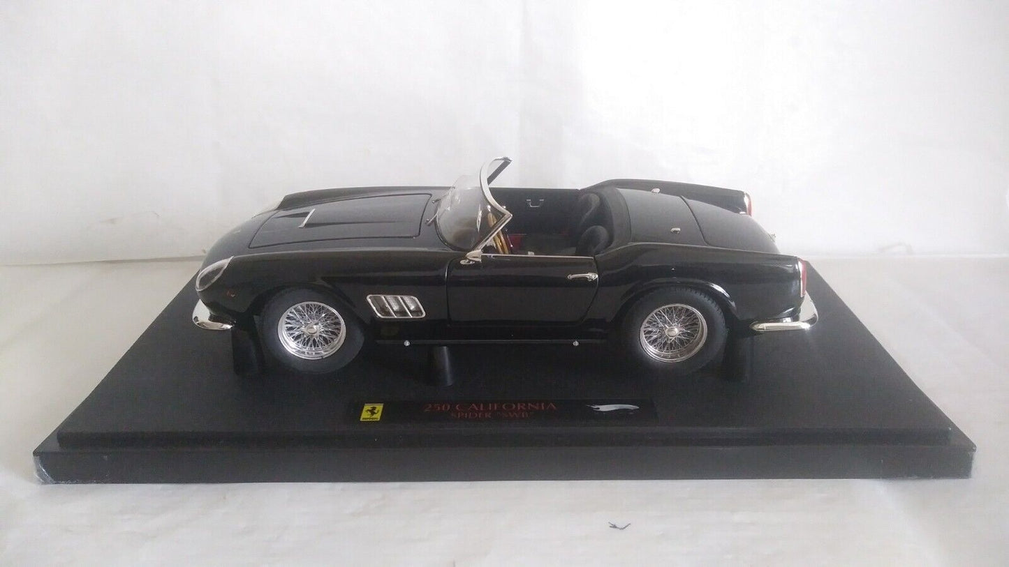 FERRARI 250 CALIFORNIA SPIDER "SWB" HOTWHEELS SCALA 1/18