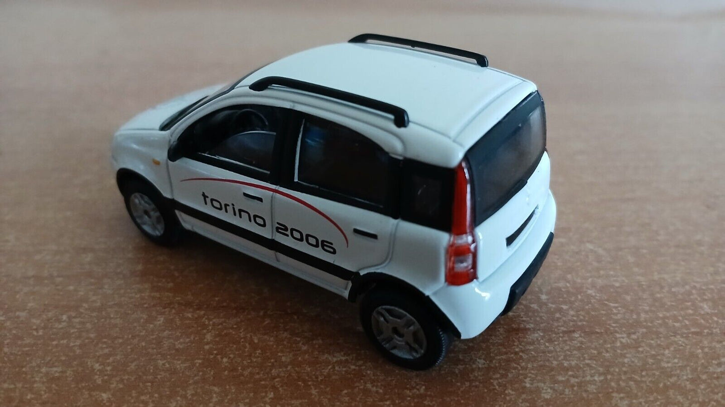 FIAT PANDA 4X4 OLIMPIADI/OLYMPIC GAMES TORINO 2006 MAJORETTE SCALA 1/50