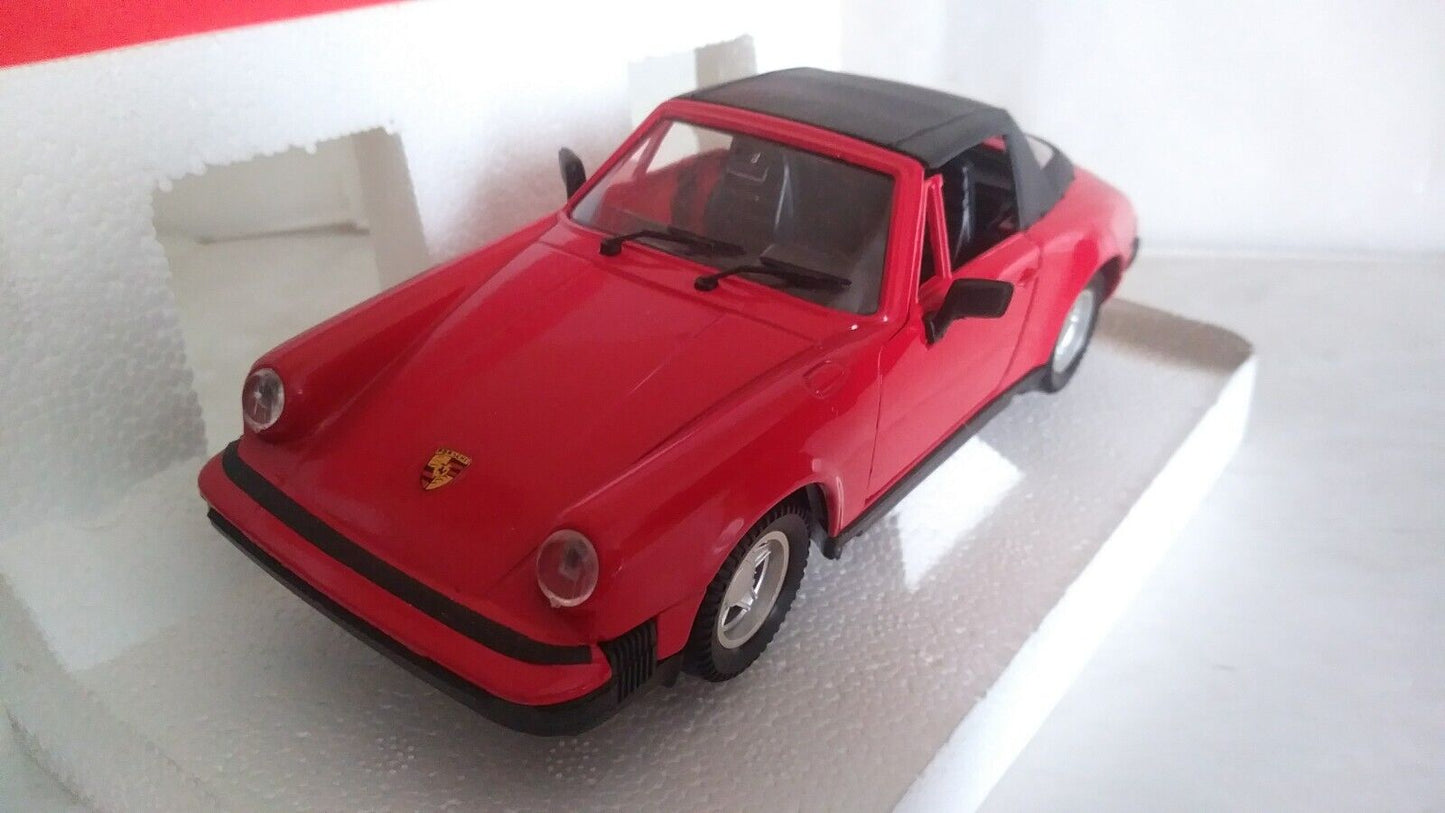 PORSCHE 911 CABRIOLET C/CAPOTE POLISTIL SCALA 1/25