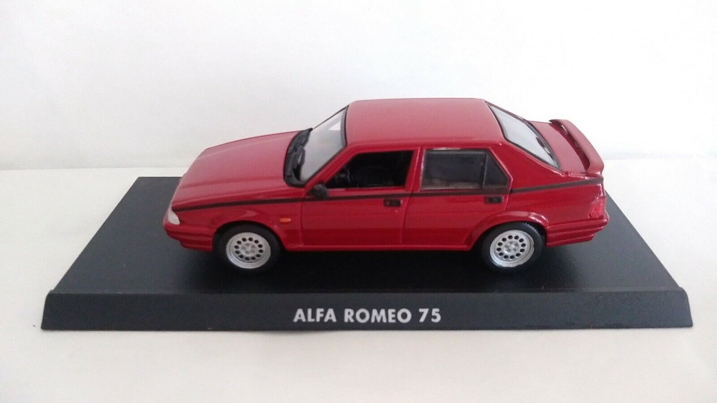 AUTO ITALIANE DA COLLEZIONE 1:43 SCEGLI DAL MENU A TENDINA