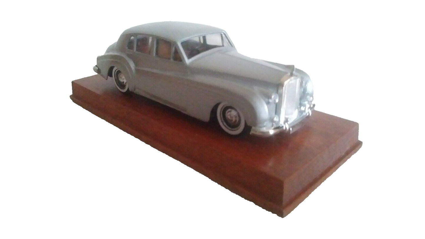 BENTLEY S VEREM 1/43