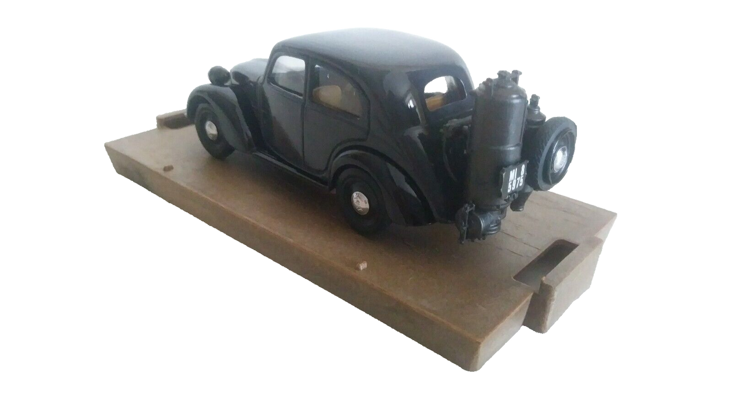 FIAT 508C BERLINA 1937-1939 BRUMM 1/43