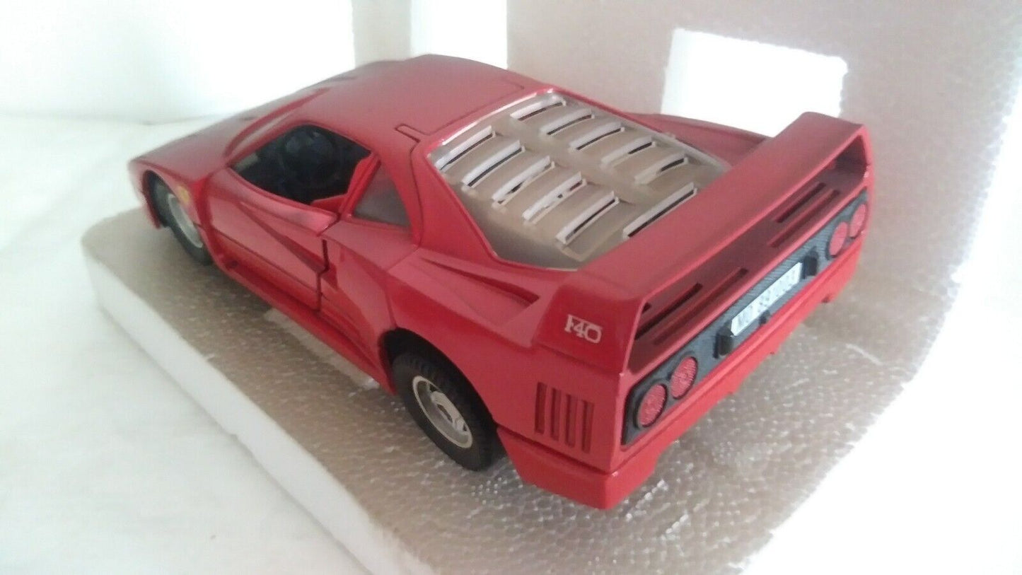 FERRARI F40 POLISTIL SCALA 1/25