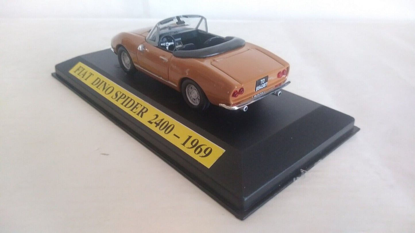 FIAT DINO SPIDER 2400 - 1969 NOREV SCALA 1/43