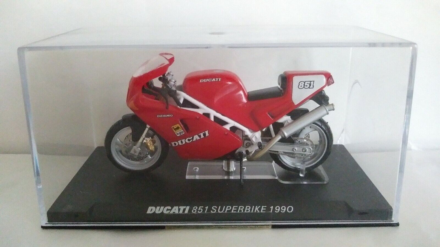 PASSIONE DUCATI 1:24 SCEGLI DAL MENU A TENDINA