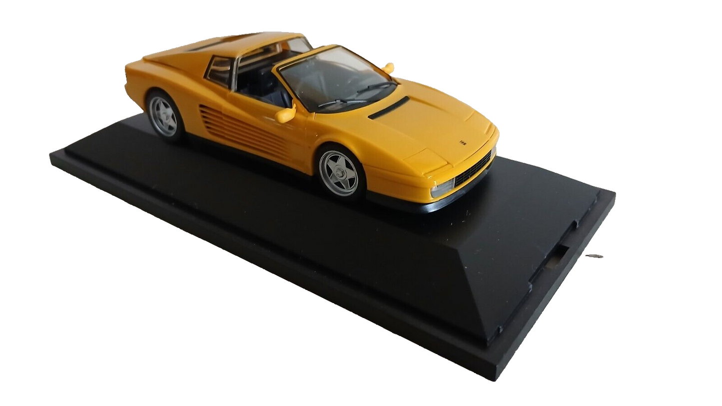 FERRARI TESTAROSSA SPYDER HERPA SCALA 1/43