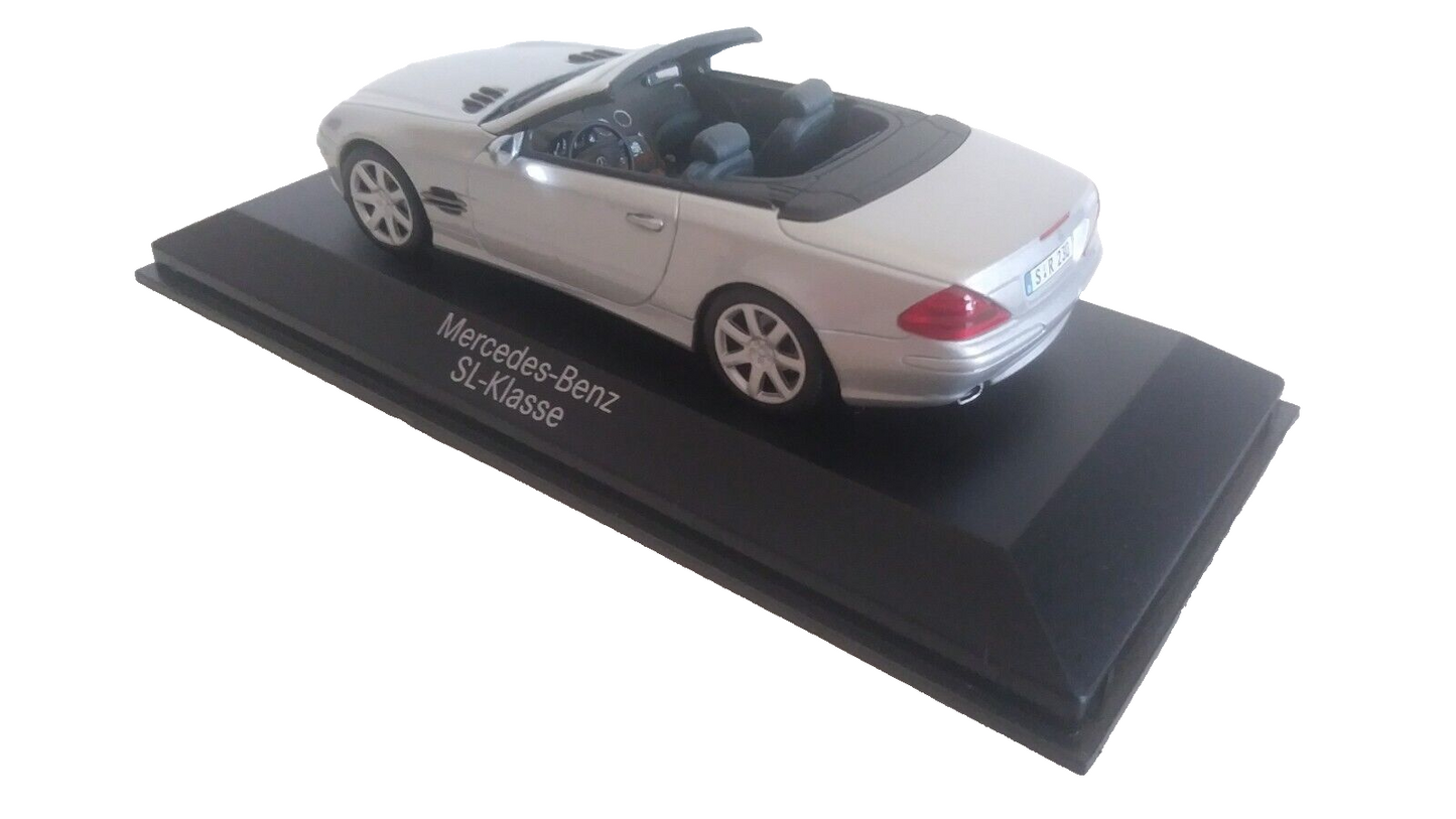 MERCEDES-BENZSL-KLASSE MINICHAMPS 1/43