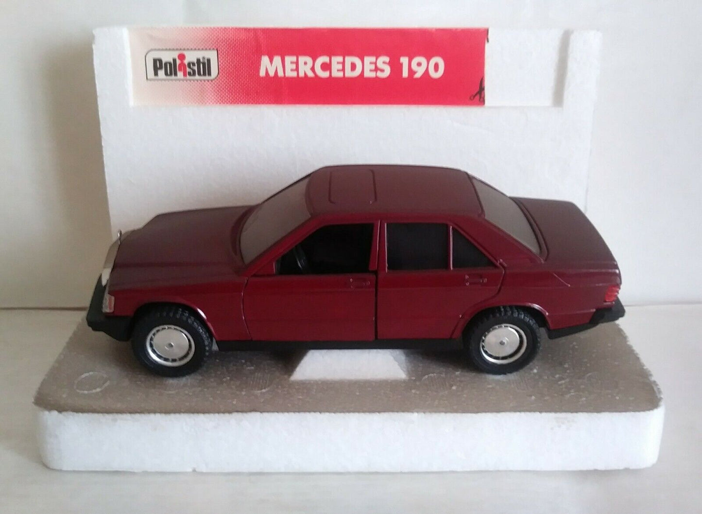 MERCEDES 190 POLISTIL SCALA 1/25