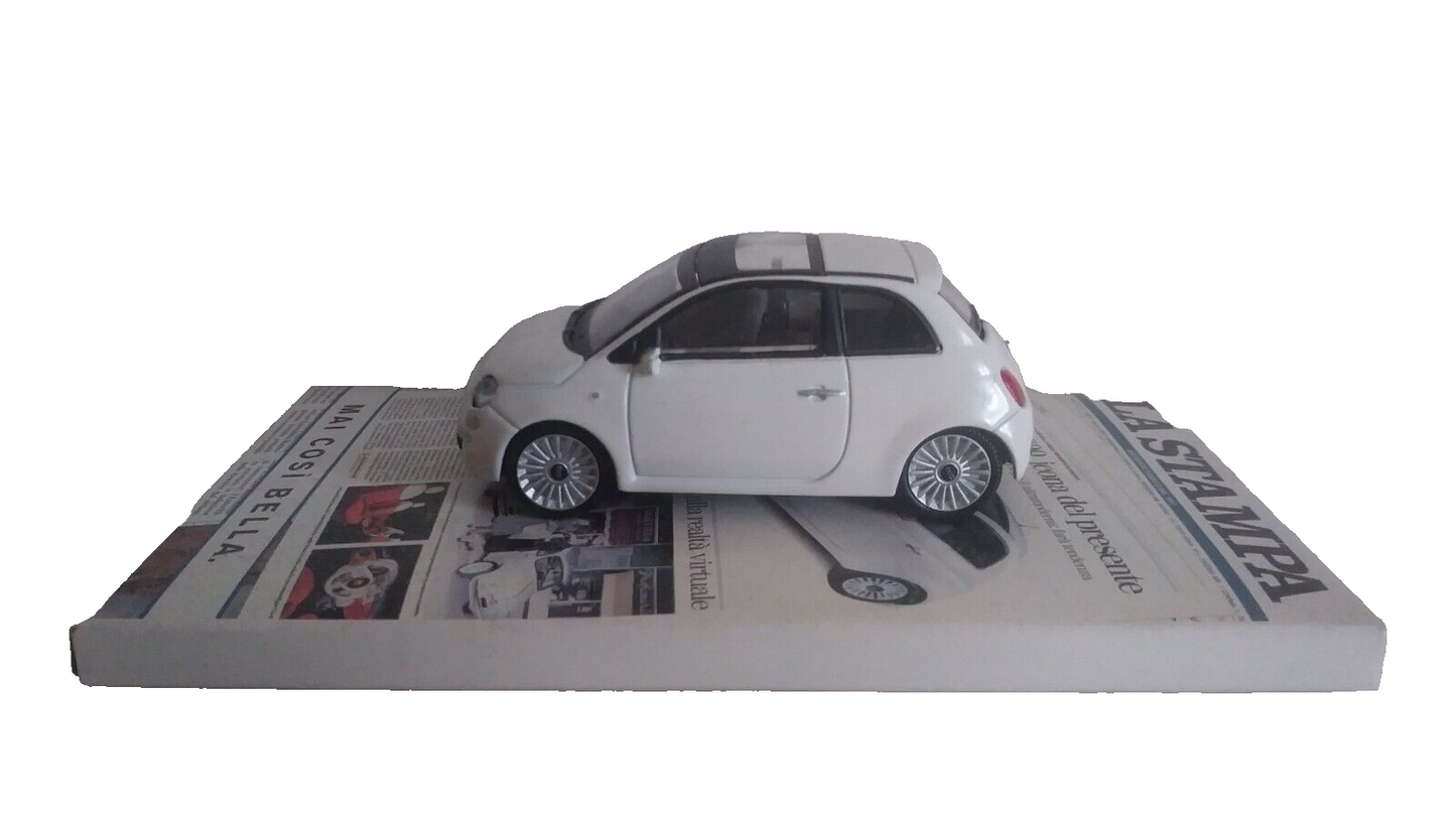 FIAT 500 "LA STAMPA" SCALA 1/43