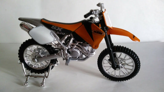 KTM SX 520 MAISTO SCALA 1/18 (LEGGERE BENE)