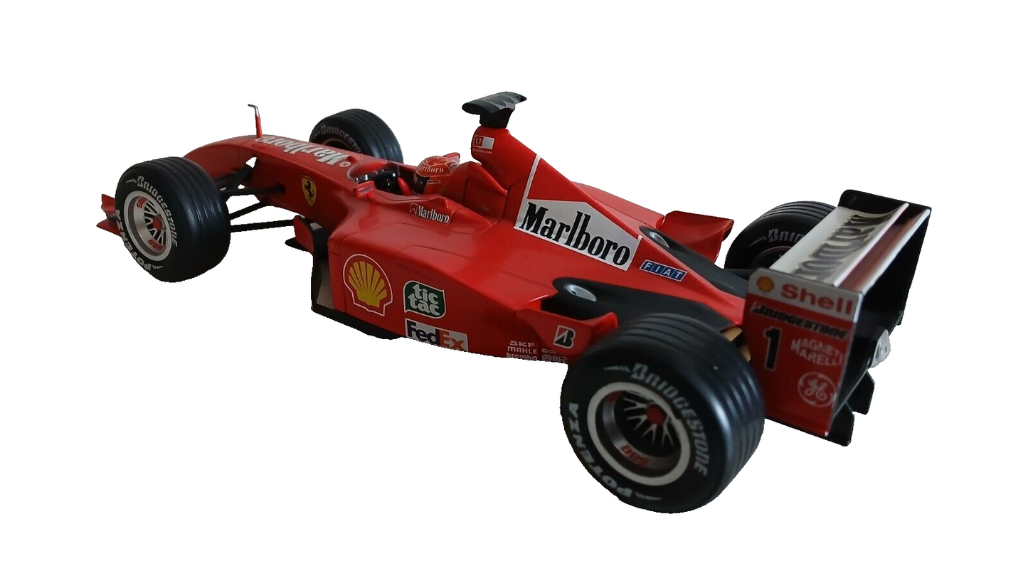 FERRARI F2001 "MICHAEL SCHUMACHER" HOTWHEELS SCALA 1/18