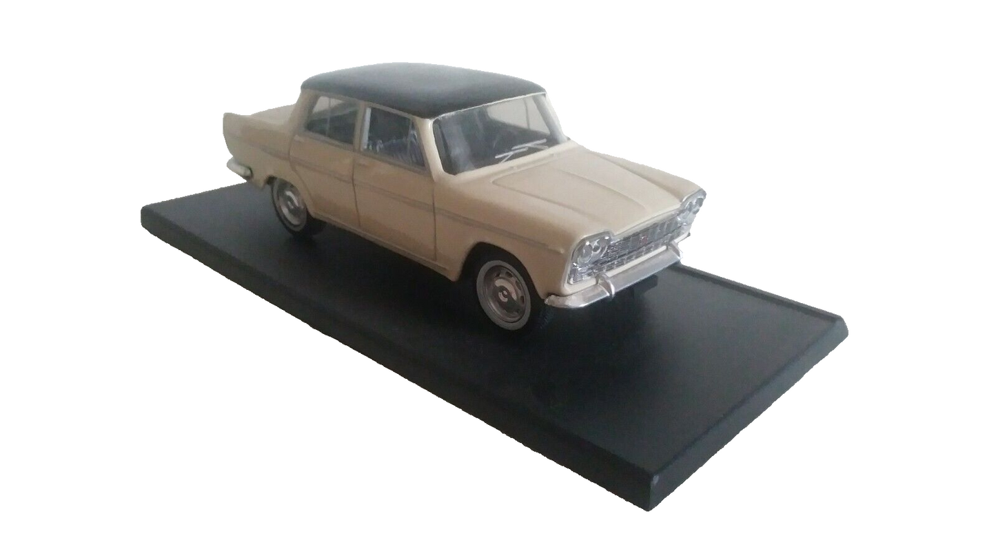 FIAT 2300 BERLINA SCALA 1/43