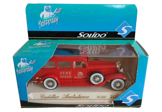 CADILLAC AMBULANCE SOLIDO 1/43