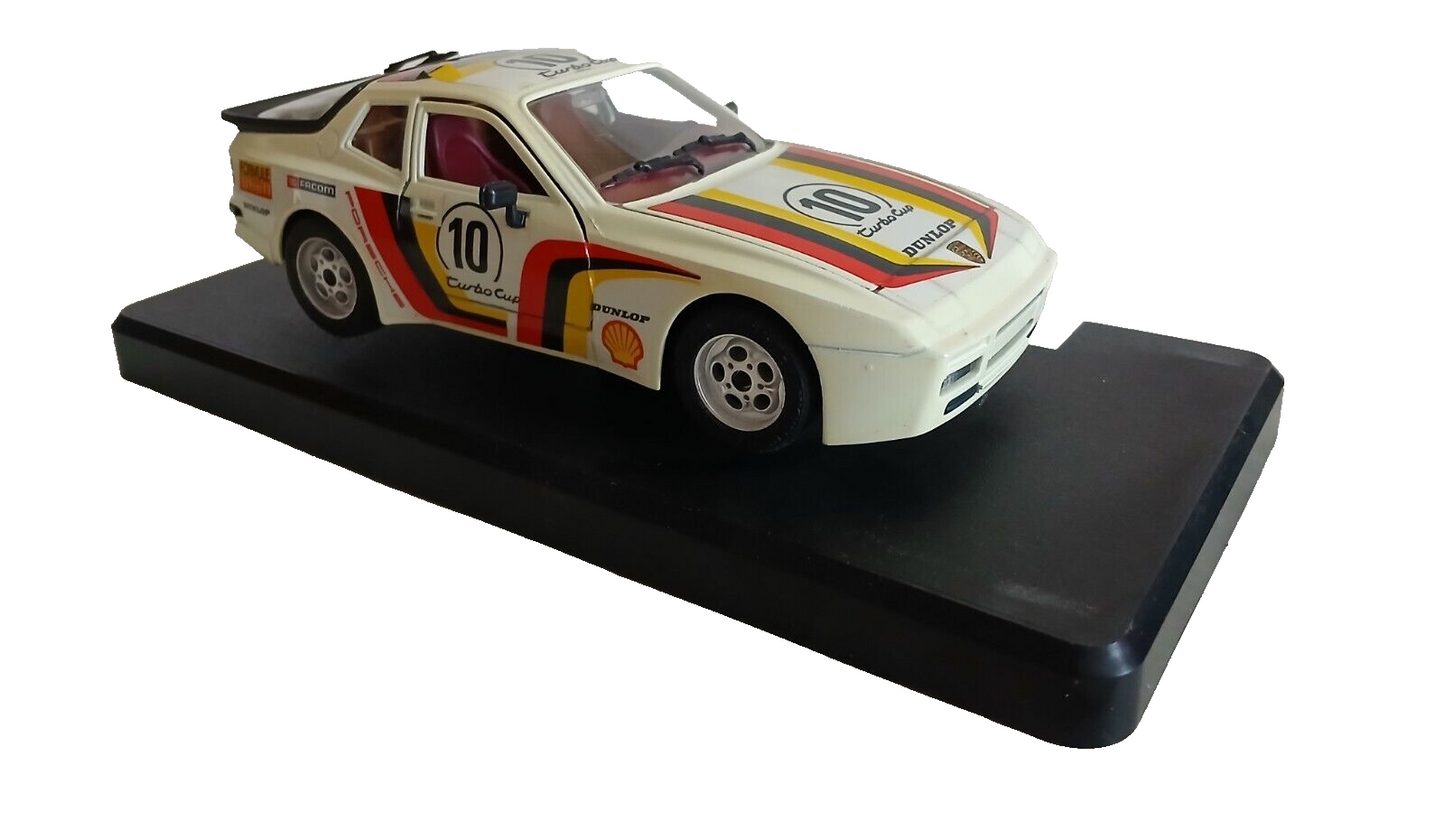 PORSCHE 944 TURBO CUP MAJORETTE SCALA 1/24