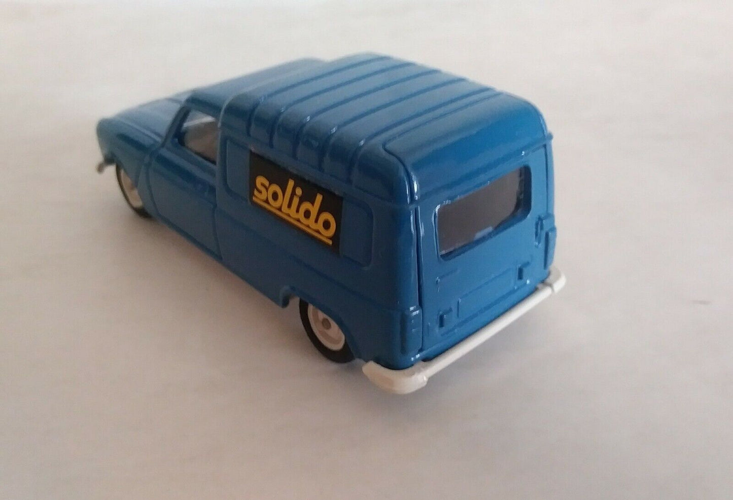 RENAULT 4 FURGONNETTE SOLIDO SCALA 1/43