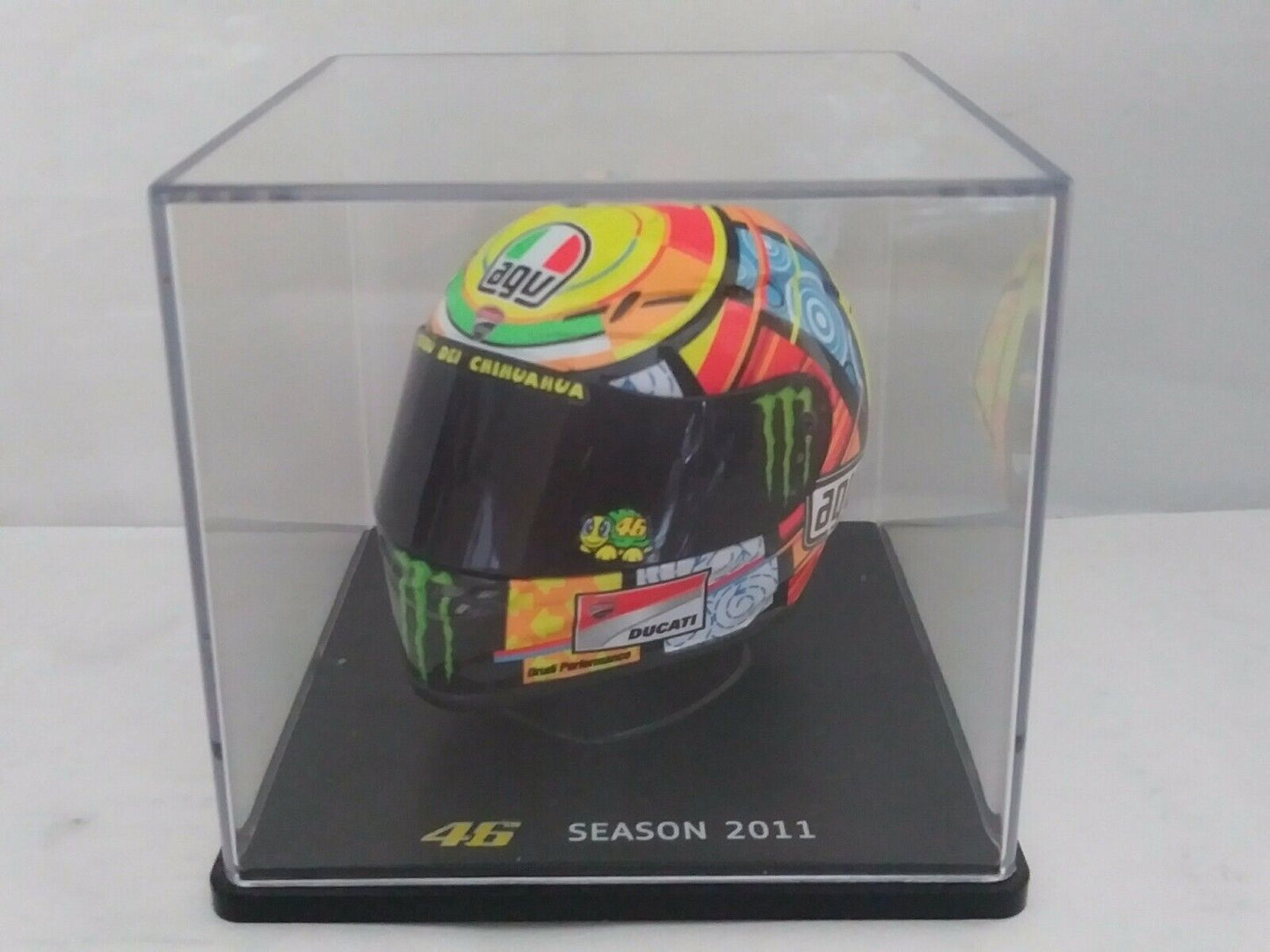 CASCHI - HELMET - VALENTINO ROSSI SCEGLI DAL MENU A TENDINA