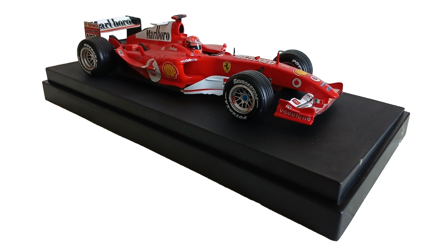 FERRARI F1 2004 "MICHAEL SCHUMACHER" HOTWHEELS SCALA 1/18