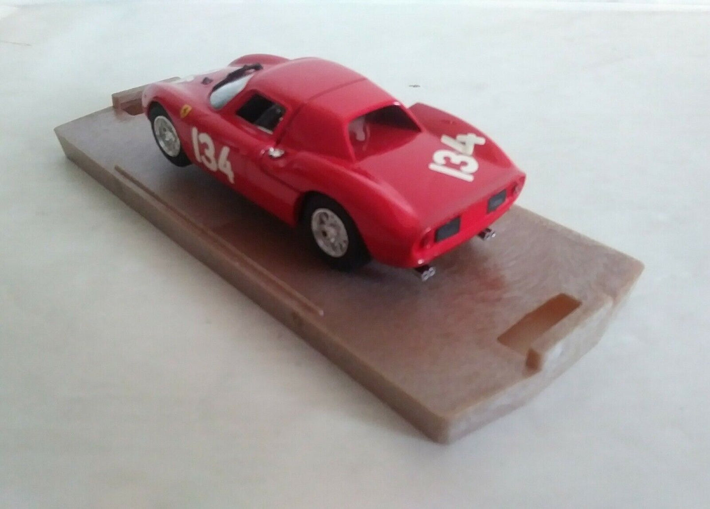 FERRARI 250 LM 1964 MODEL BOX SCALA 1/43