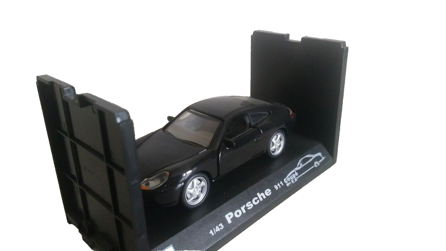 PORSCHE 911 COUPE' CARARAMA SCALA 1/43