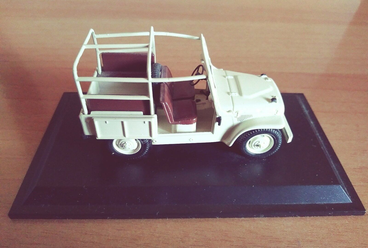 FIAT CAMPAGNOLA 1952 NOREV SCALA 1/43 (LEGGERE BENE)