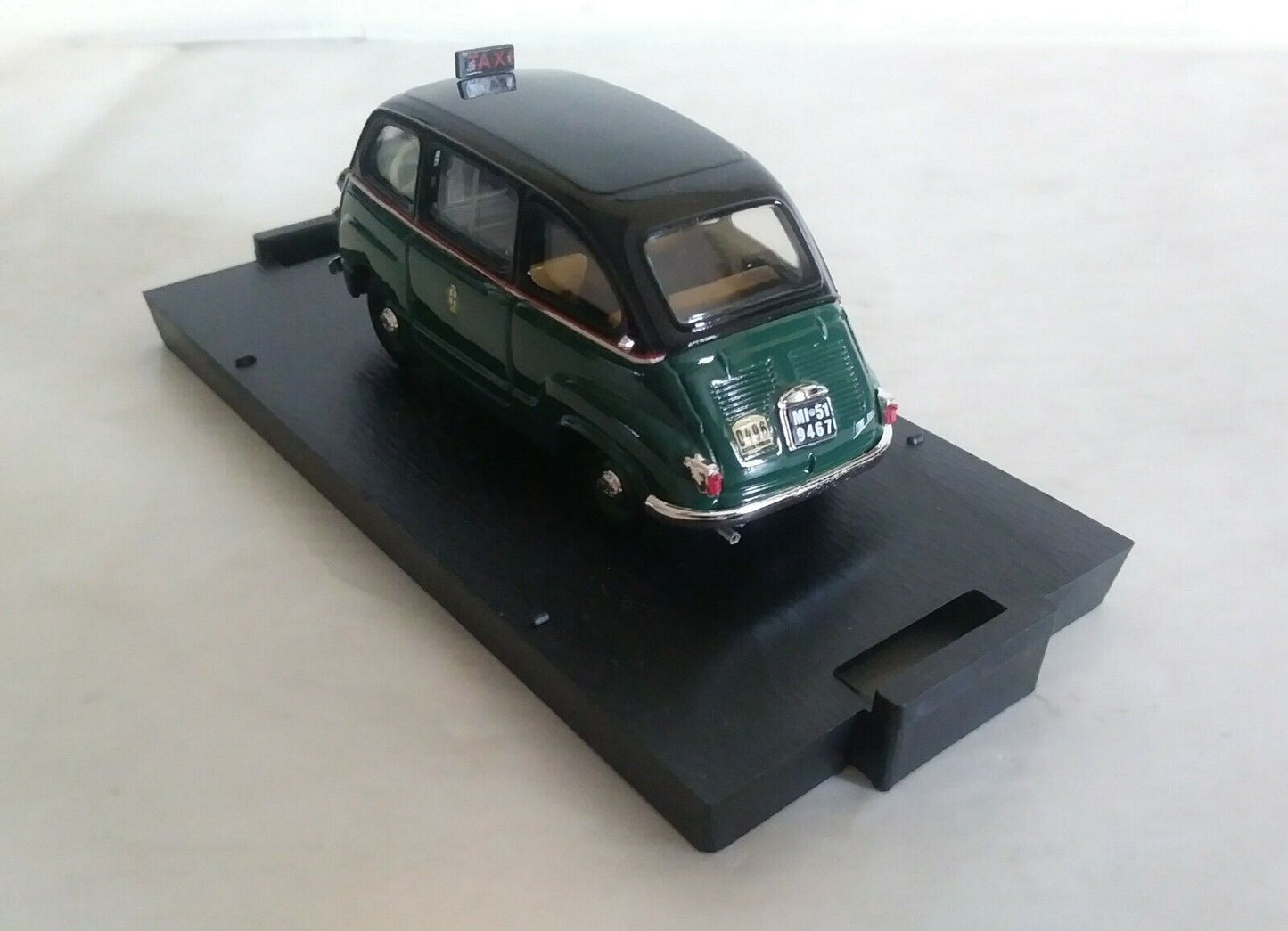 FIAT 600 MULTIPLA TAXI BRUMM 1/43