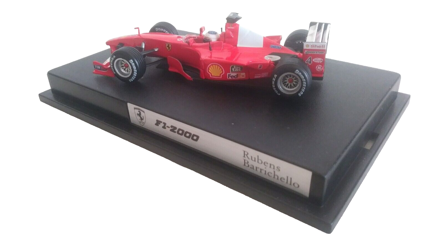 FERRARI F2001 RUBENS BARRICHELLO HOTWHEELS SCALA 1/43