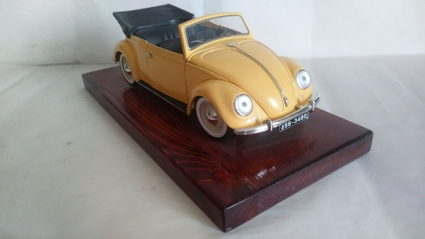 VW COCCINELLE SOLIDO SCALA 1/17