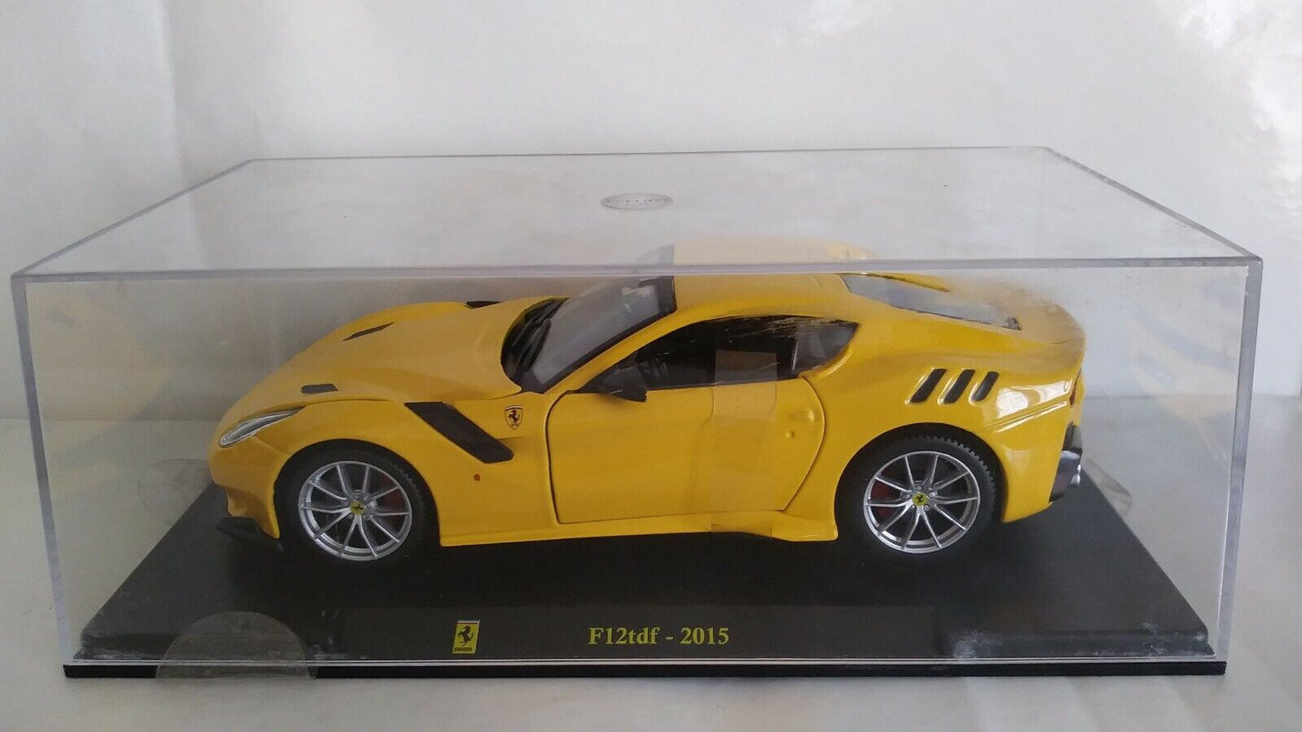 LE GRANDI FERRARI 1:24 SCEGLI DAL MENU A TENDINA