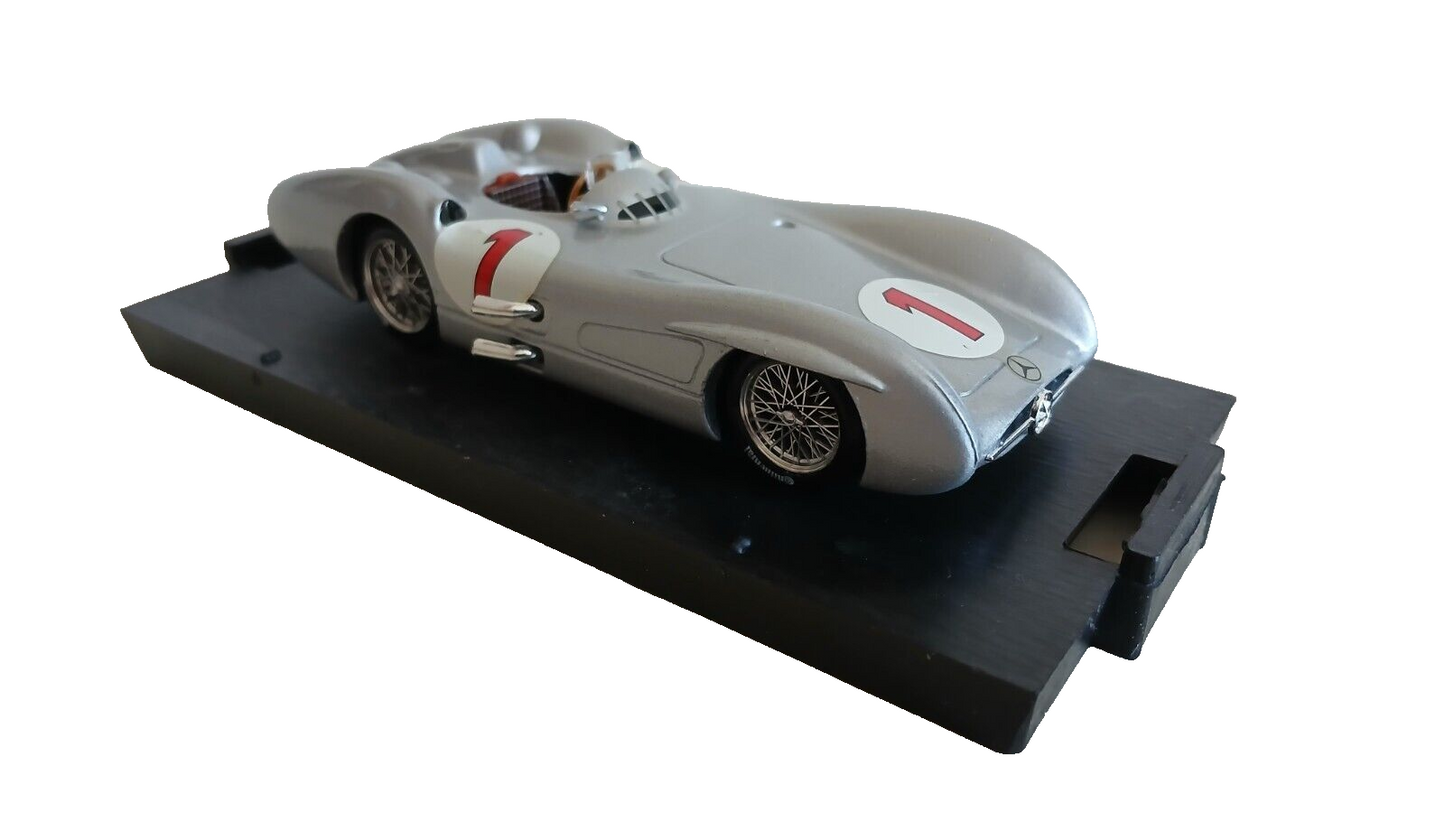 MERCEDES W196C GREAT BRITAIN GP 1954 BRUMM 1/43