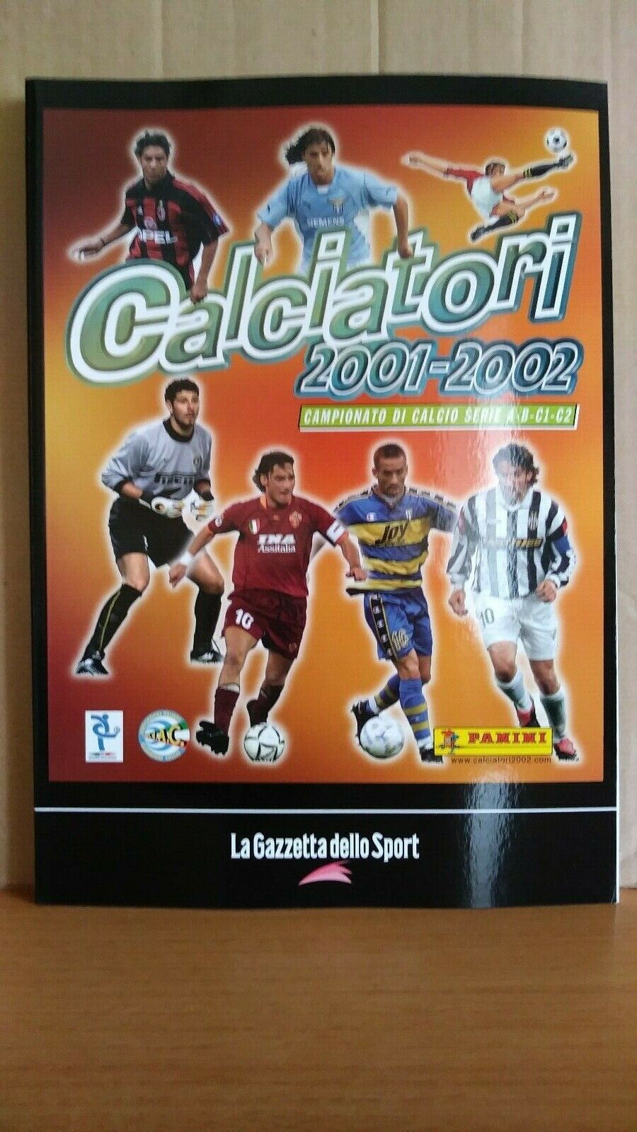 ALBUM CALCIATORI PANINI RISTAMPE LA GAZZETTA SCEGLI DAL MENU A TENDINA