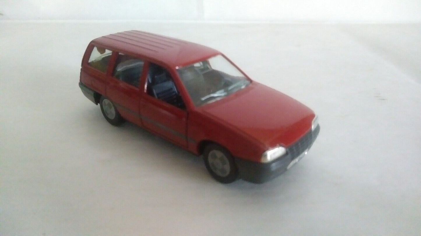 OPEL KADETT  GL CARAVAN GAMA SCALA 1/43