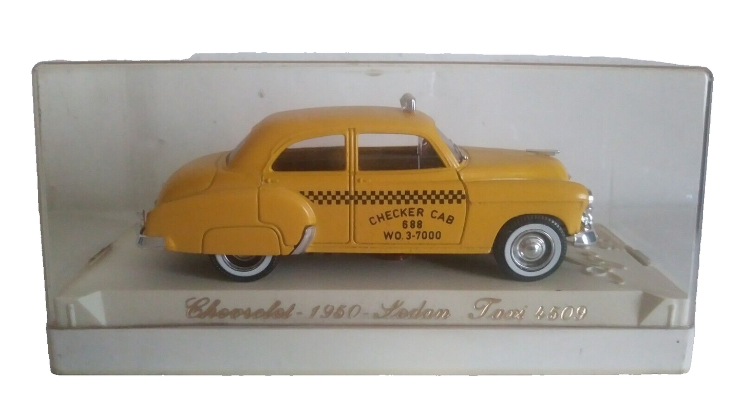 CHEVROLET 1950 SEDAN TAXI SOLIDO 1/43