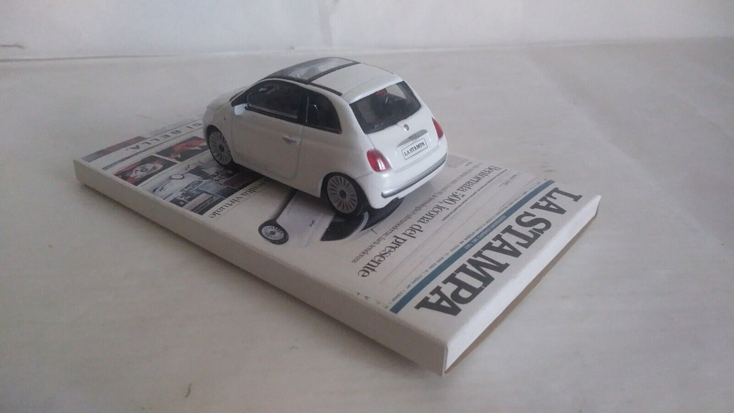 FIAT 500 "LA STAMPA" SCALA 1/43