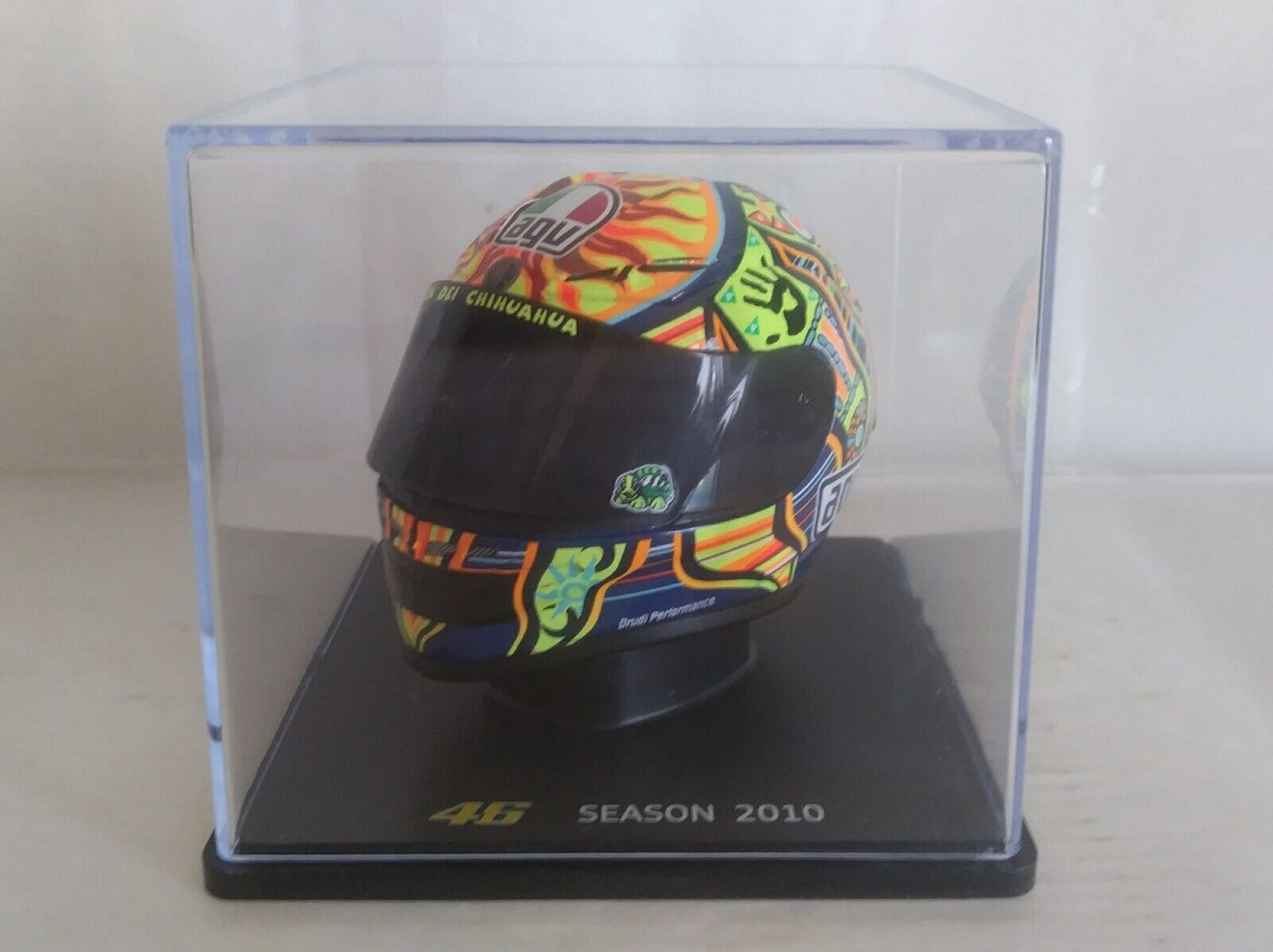 CASCHI - HELMET - VALENTINO ROSSI SCEGLI DAL MENU A TENDINA