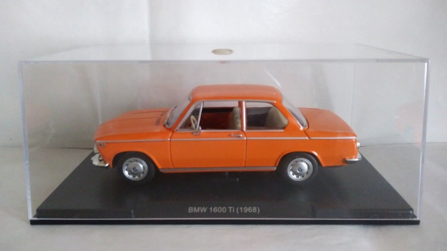 AUTO VINTAGE DELUXE COLLECTION 1/24 SCEGLI DAL MENU A TENDINA