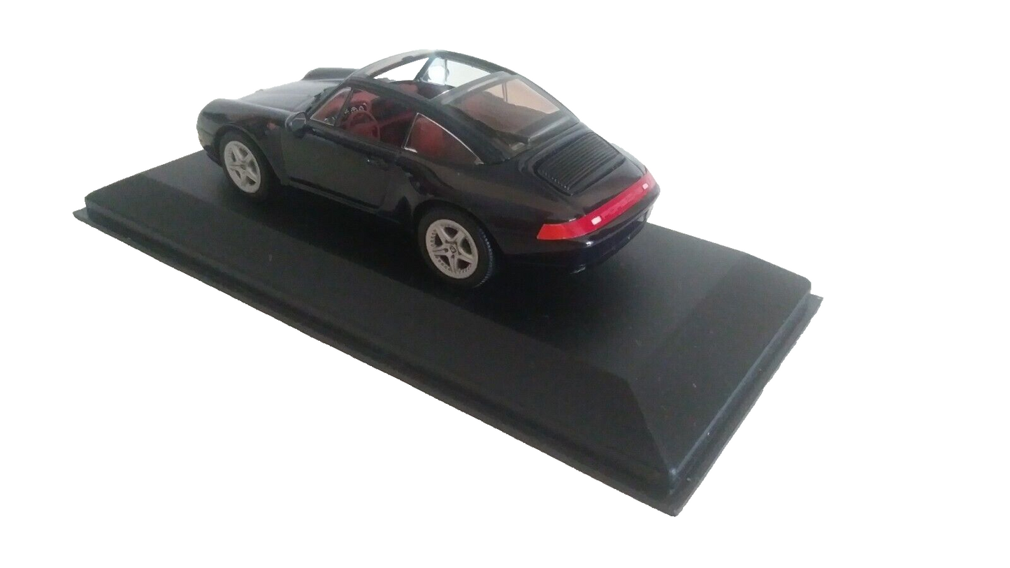 PORSCHE 911 TARGA MINICHAMPS SCALA 1/43